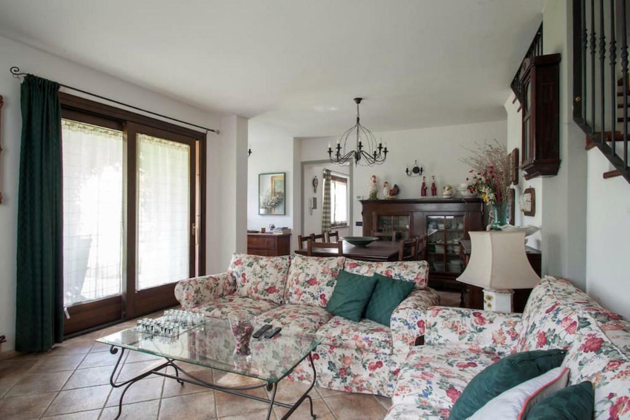 Casa Vacanze Il Noce Sovere المظهر الخارجي الصورة